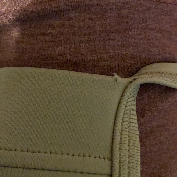 Victoria’s Secret 32a push-up bikini top nwot - Picture 2 of 2